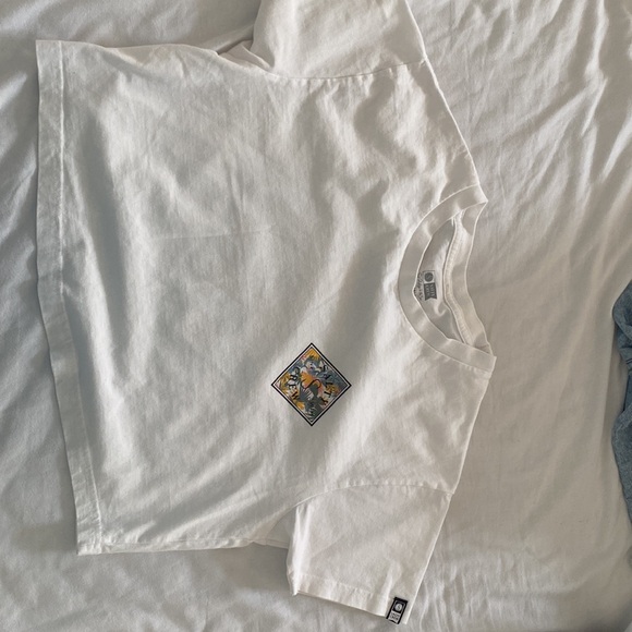 Salty Cree Women’s Cropped T shirts - Picture 4 of 6